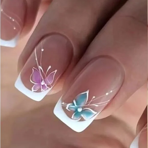 Butterfly Press On Nails | Reusable Nail Set Art Design | 1 Set - Picture 2 of 2